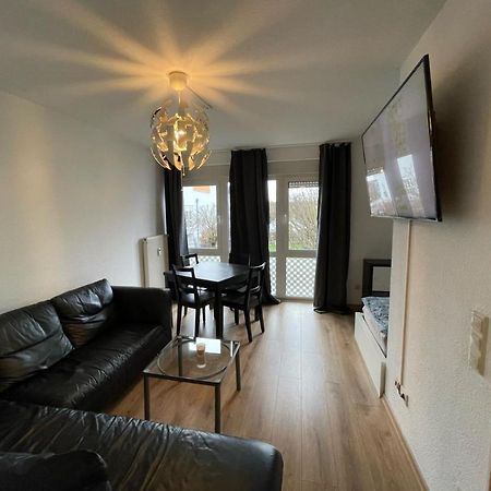 Ferienwohnung Mit 2 Zimmer, Kueche, Bad, In Saarbrücken Exterior foto