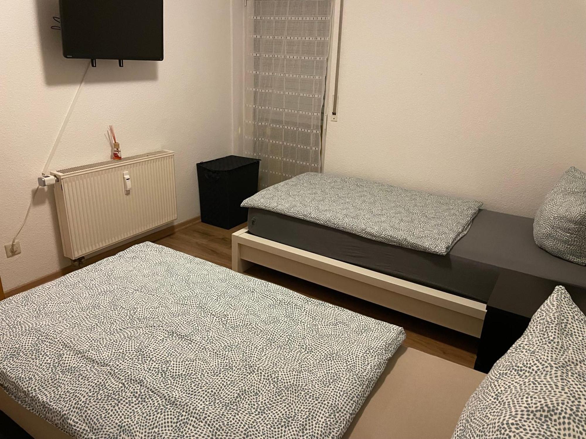 Ferienwohnung Mit 2 Zimmer, Kueche, Bad, In Saarbrücken Exterior foto
